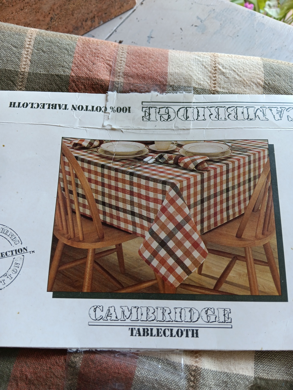 Cambridge Tablecloth 100% Cotton Farmhouse Autumn 60 inches by 84 inches oblong - Picture 3 of 8